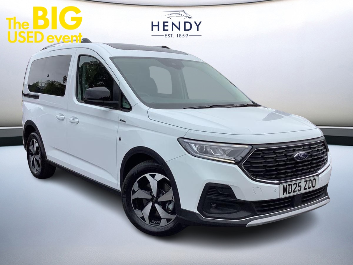 Main listing image - Ford Tourneo Connect