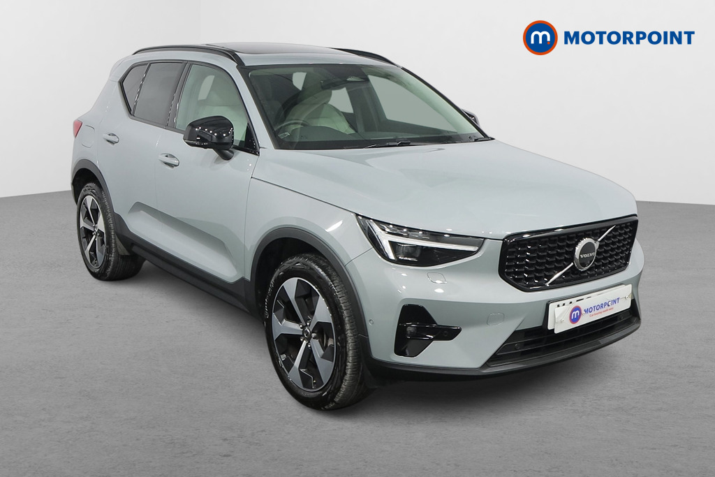 Main listing image - Volvo XC40