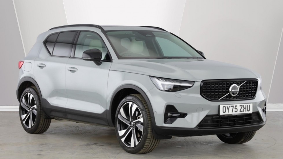 Main listing image - Volvo XC40
