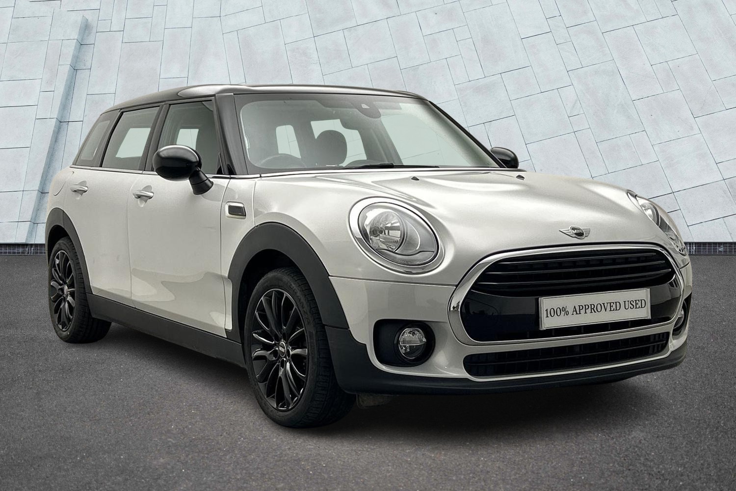 Main listing image - MINI Clubman