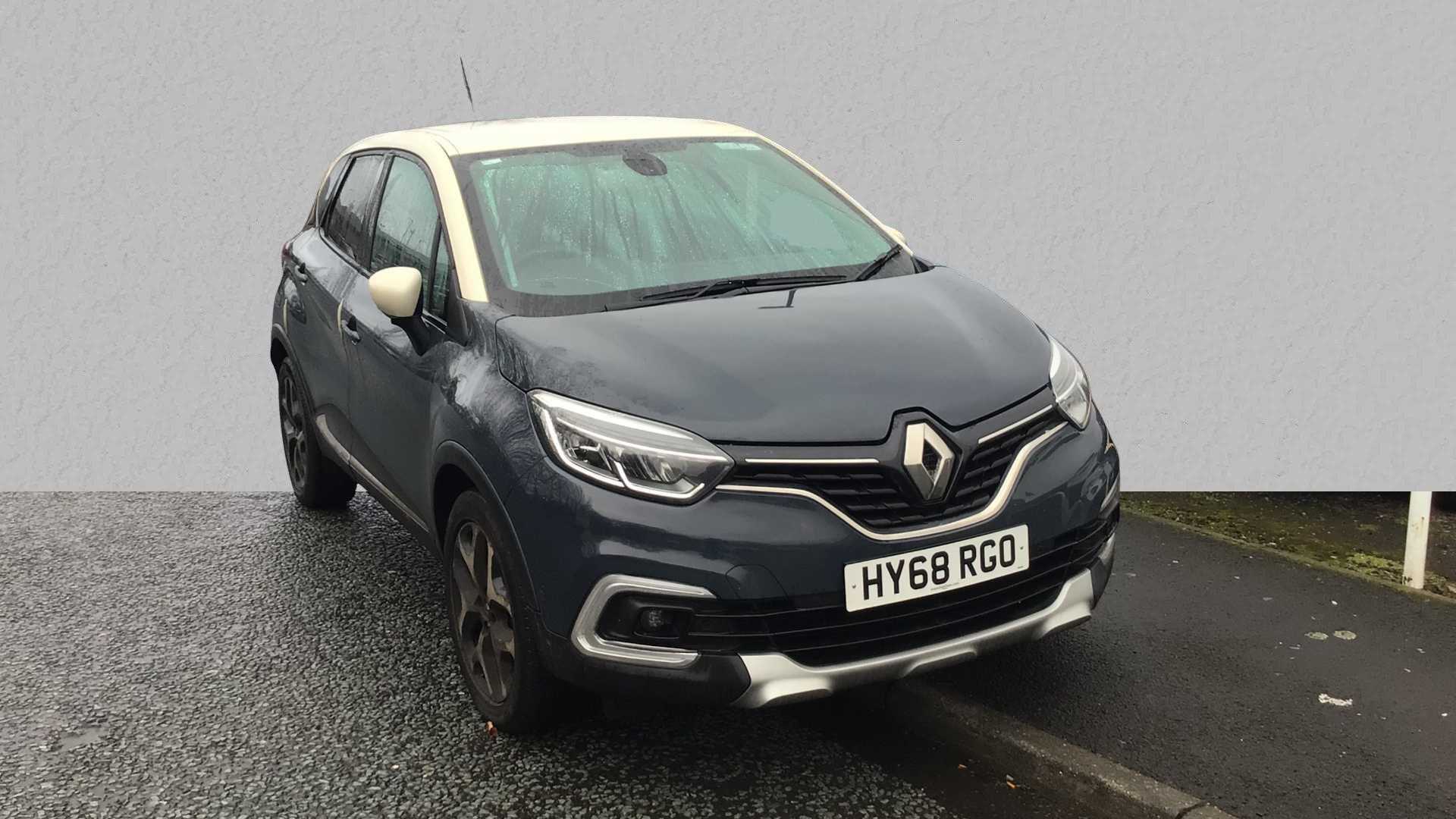 Main listing image - Renault Captur