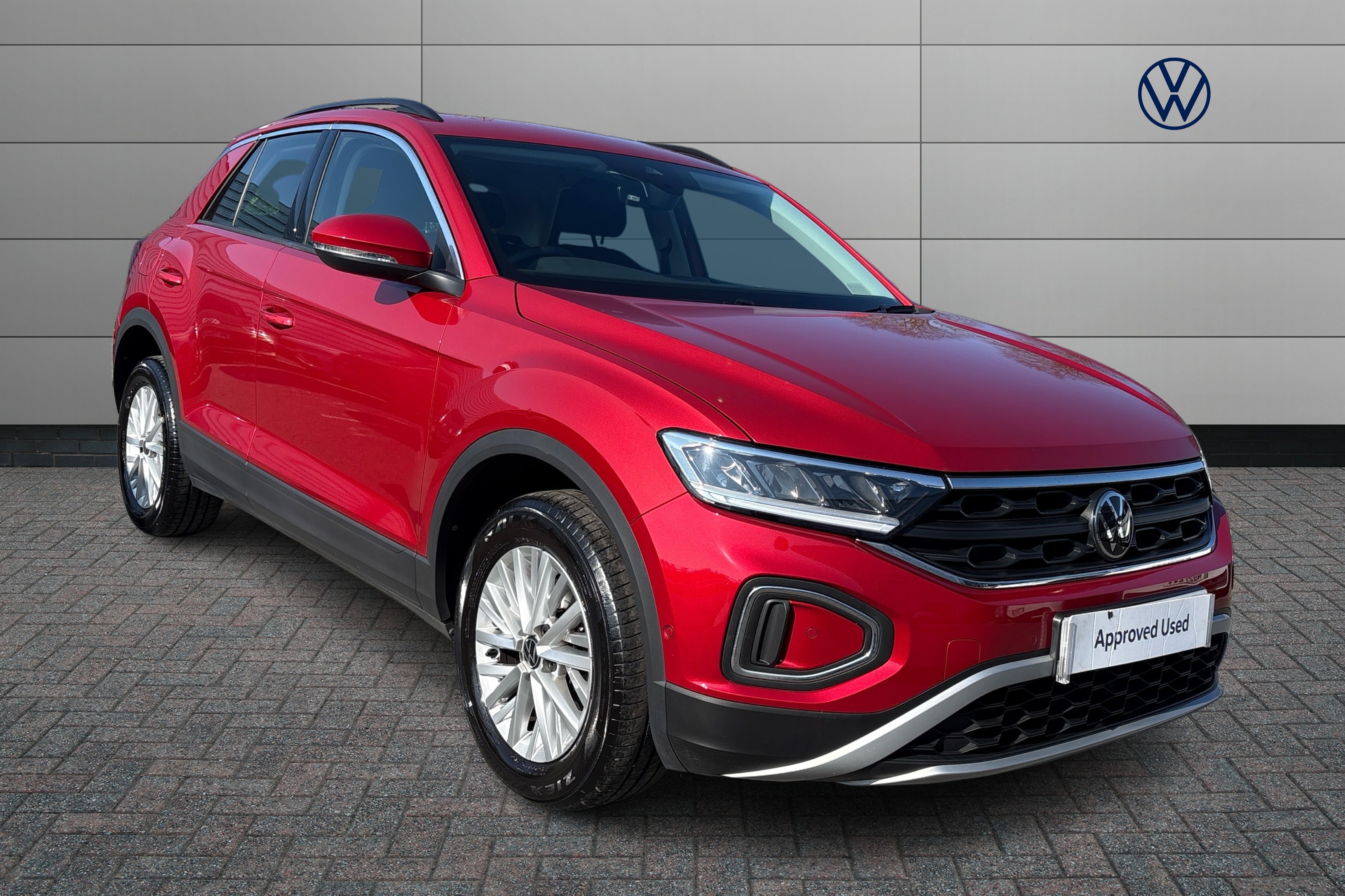Main listing image - Volkswagen T-Roc