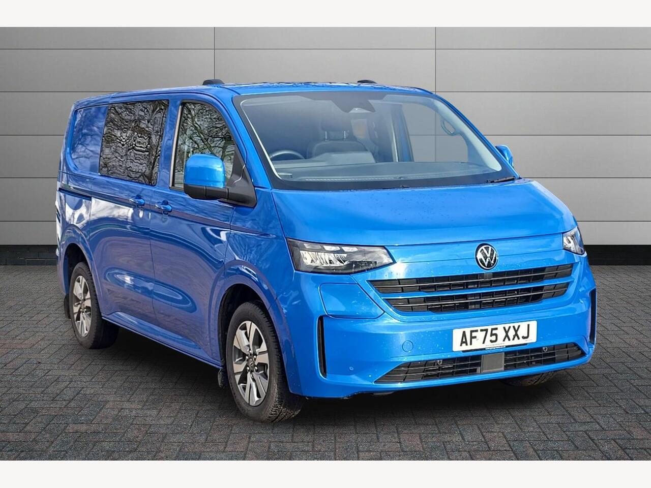 Main listing image - Volkswagen Transporter