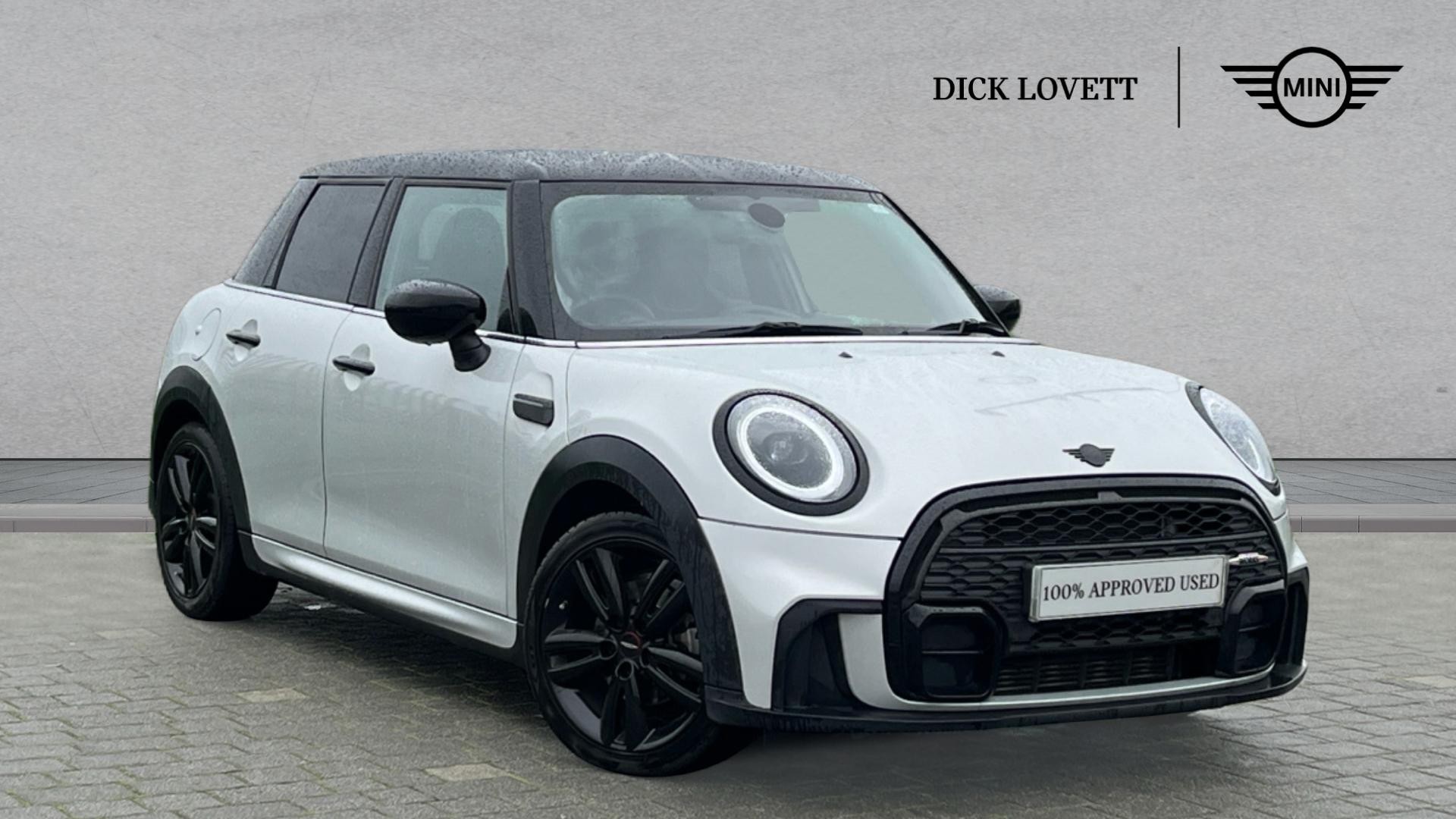 Main listing image - MINI Hatchback 5dr