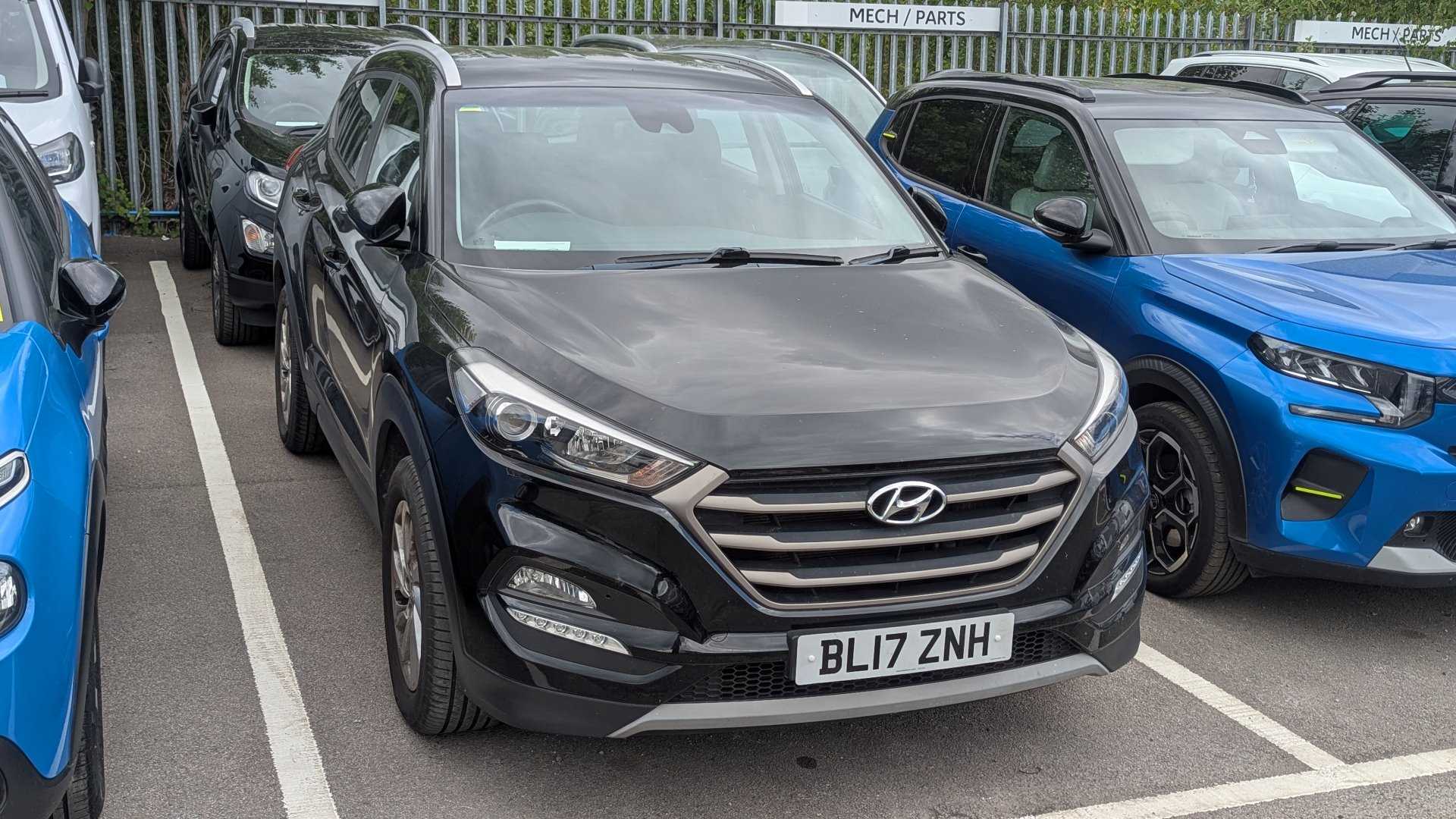 Main listing image - Hyundai Tucson