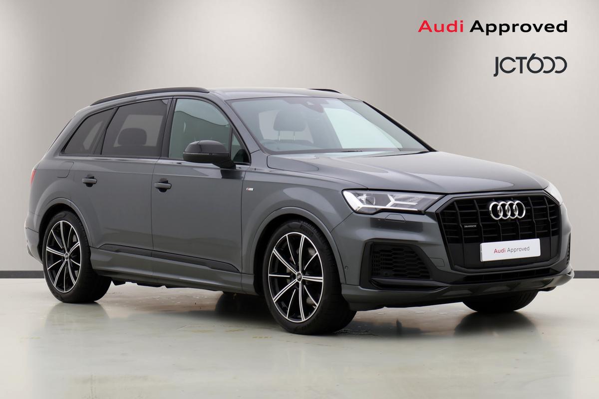 Main listing image - Audi Q7