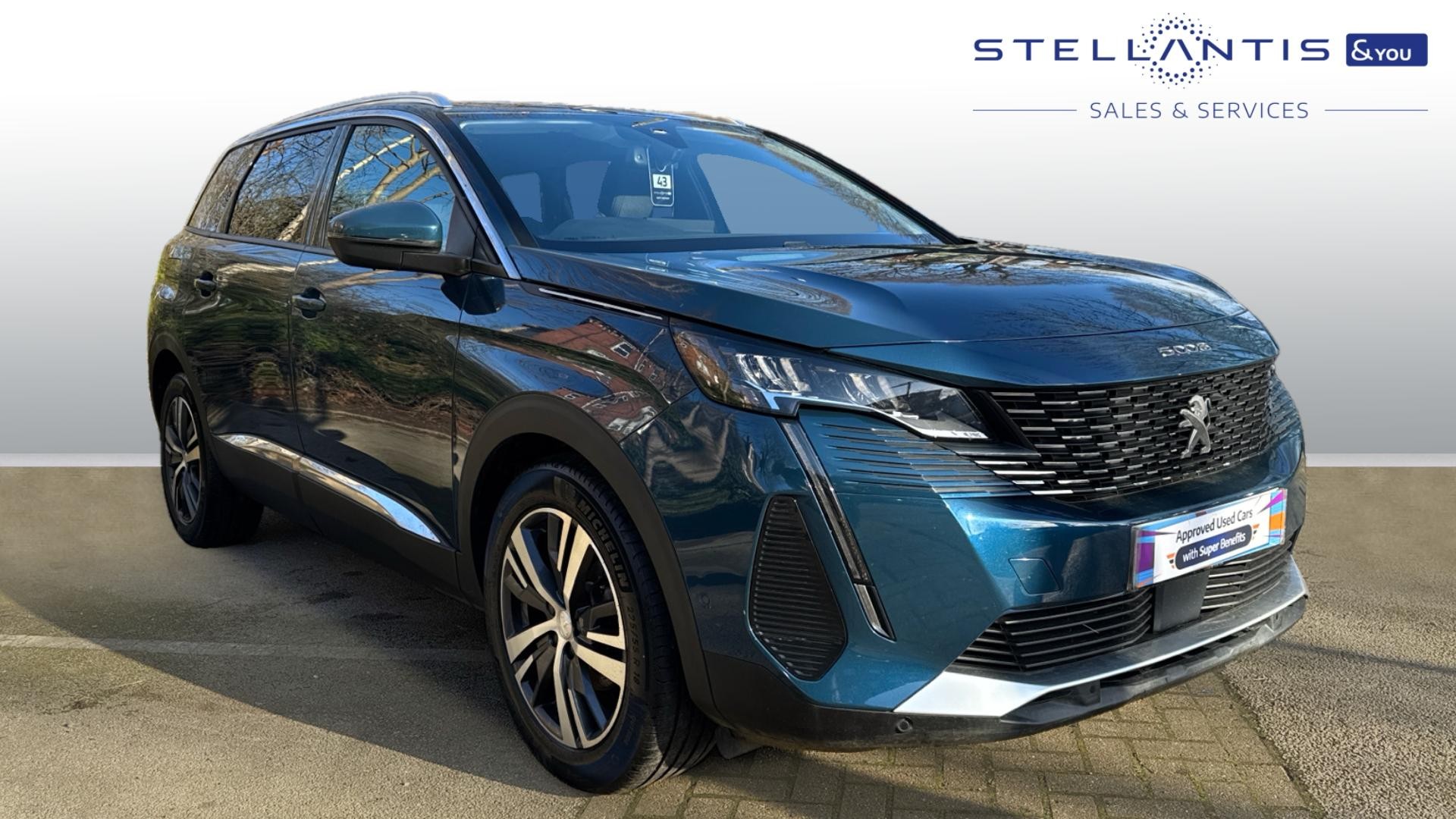 Main listing image - Peugeot 5008