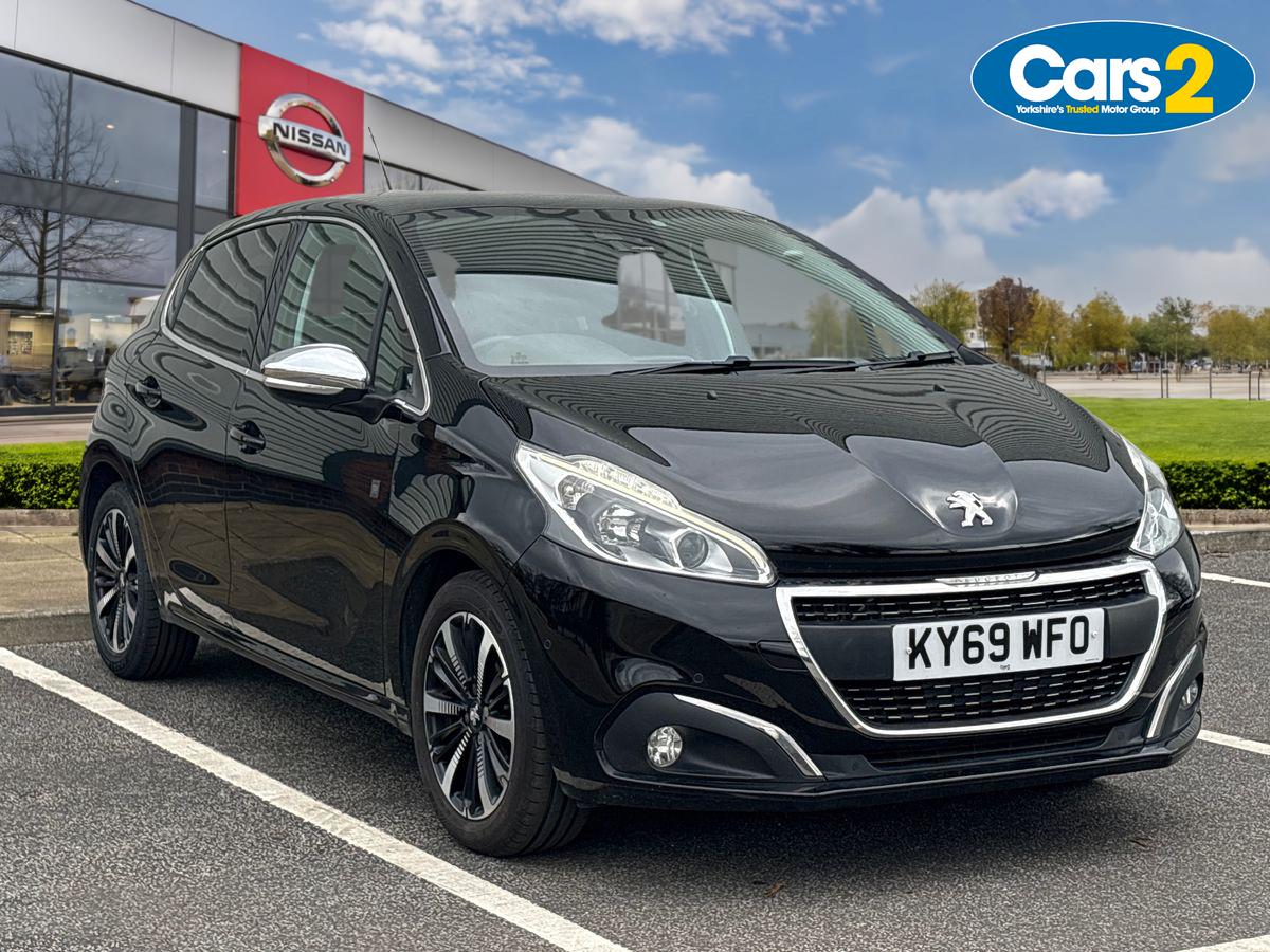 Main listing image - Peugeot 208