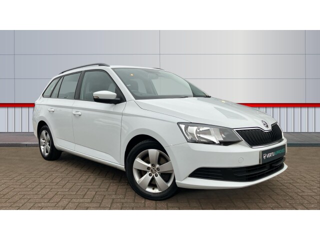 Main listing image - Skoda Fabia Estate