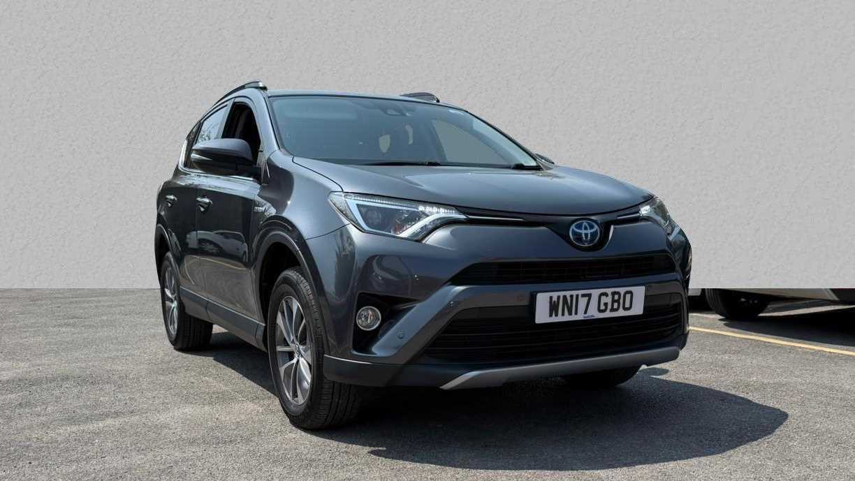 Main listing image - Toyota RAV4