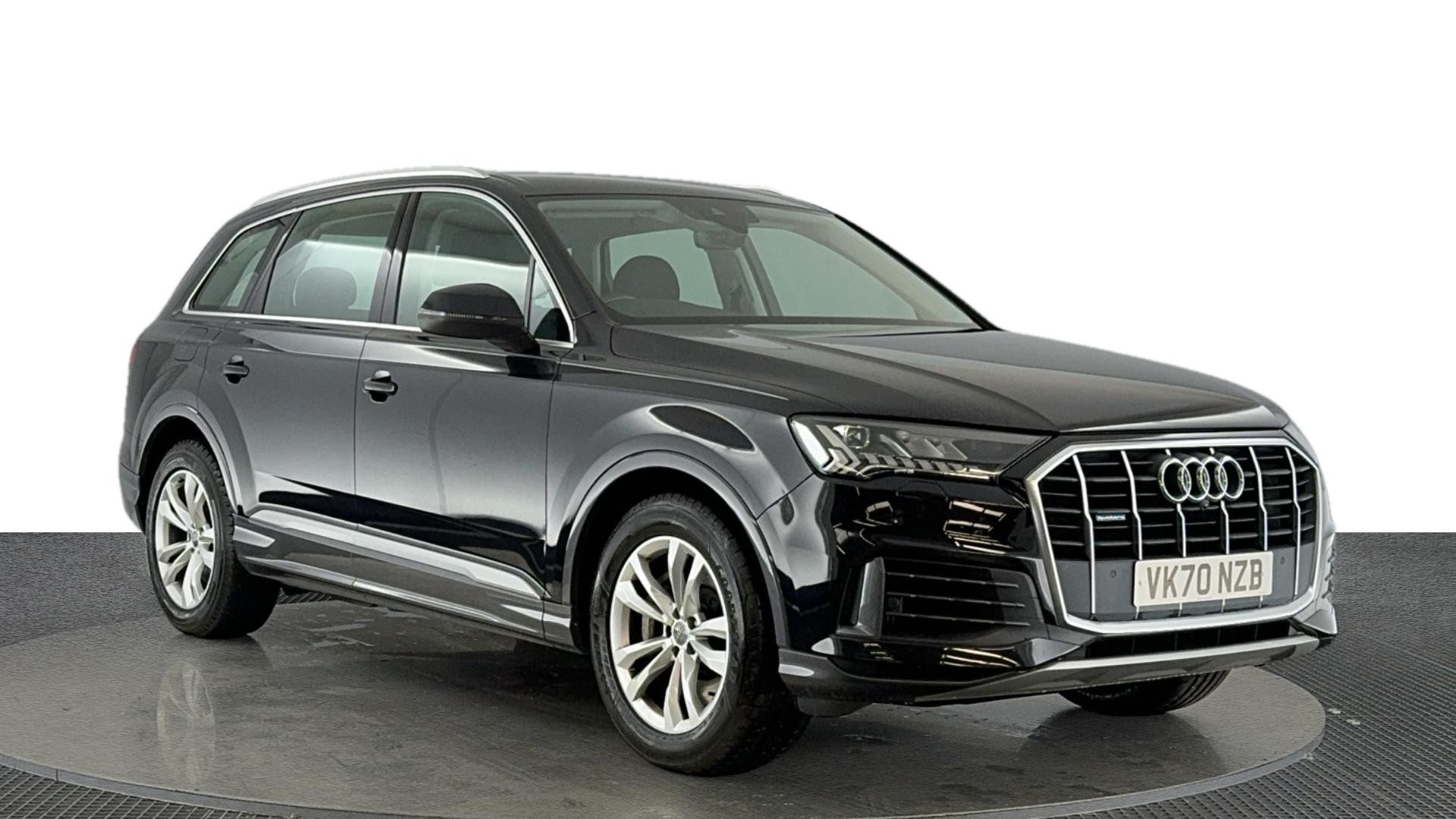 Main listing image - Audi Q7