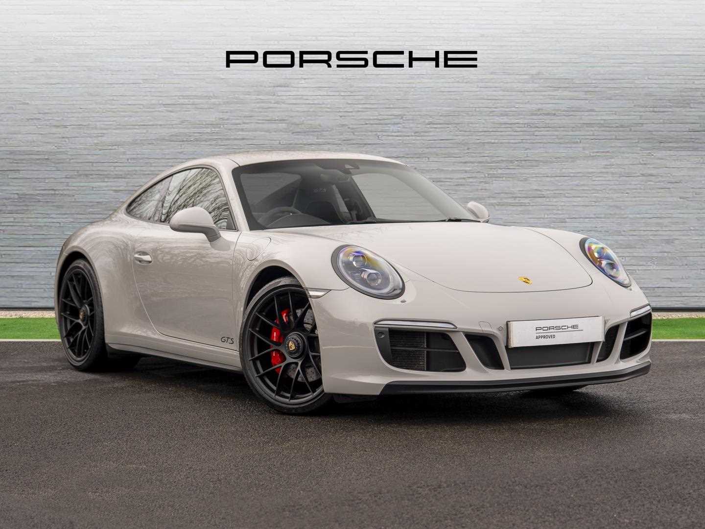 Main listing image - Porsche 911