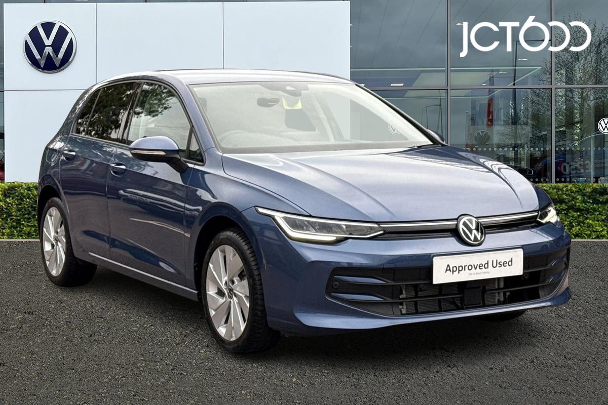 Main listing image - Volkswagen Golf