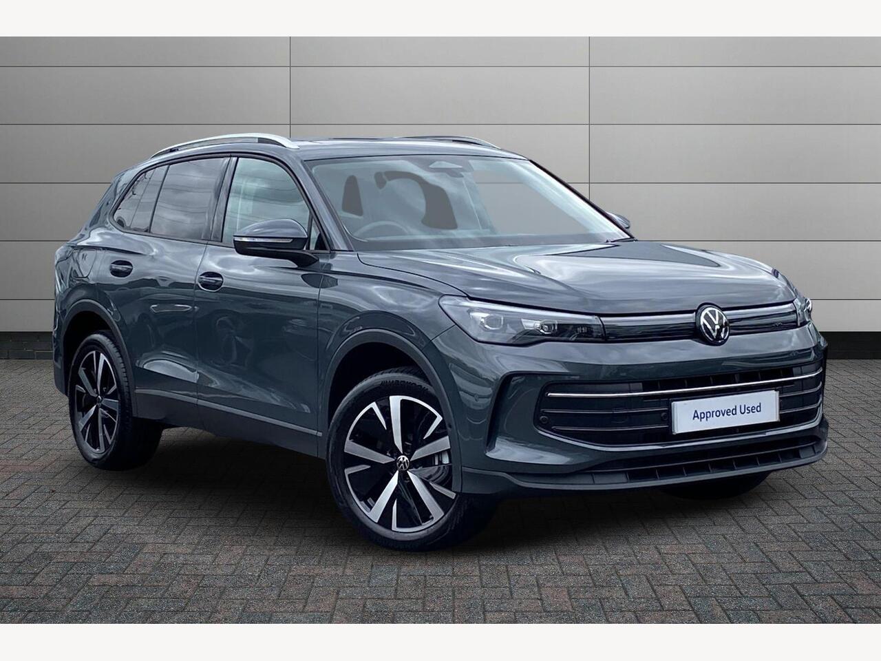 Main listing image - Volkswagen Tiguan