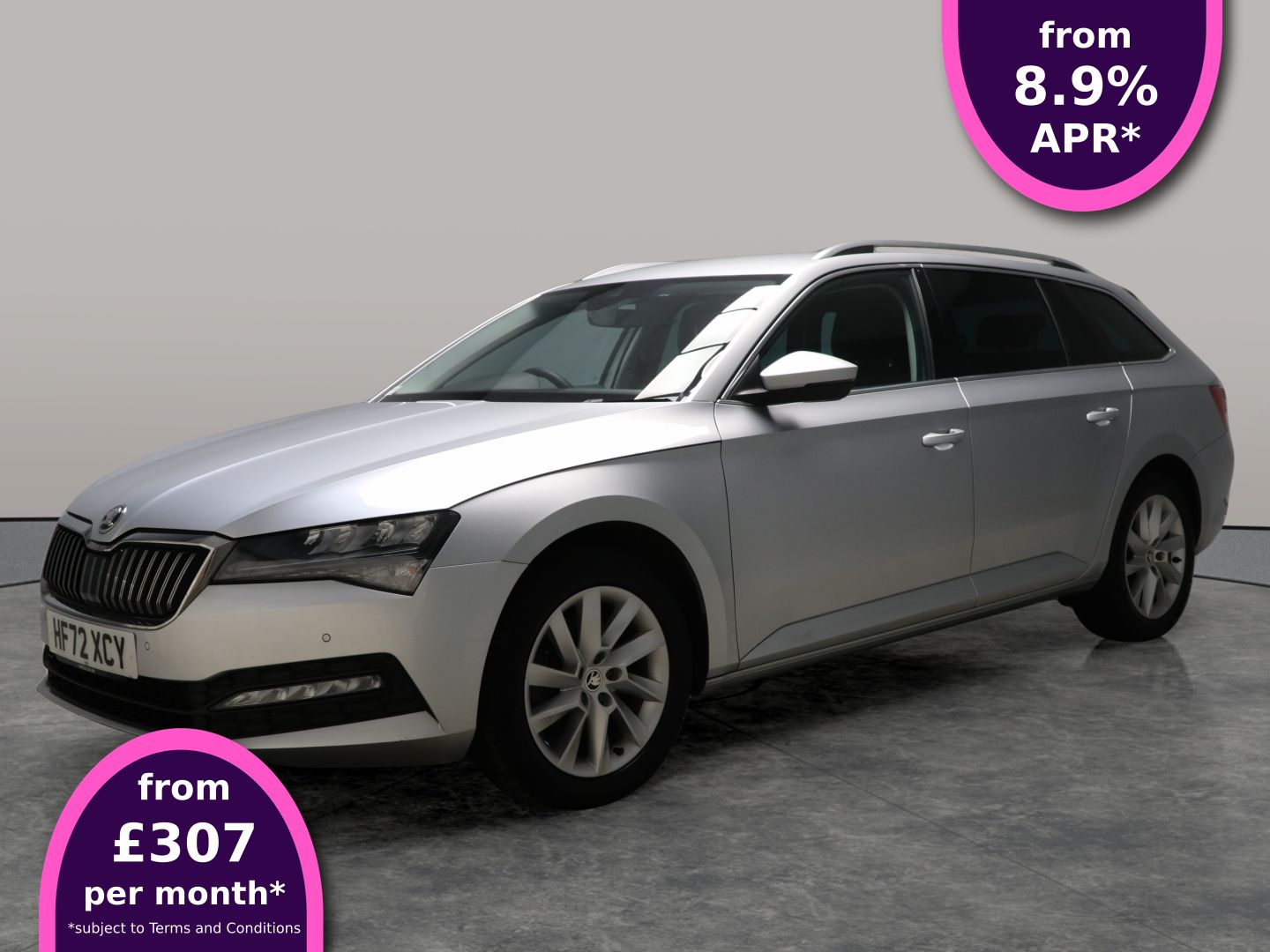 Main listing image - Skoda Superb Estate