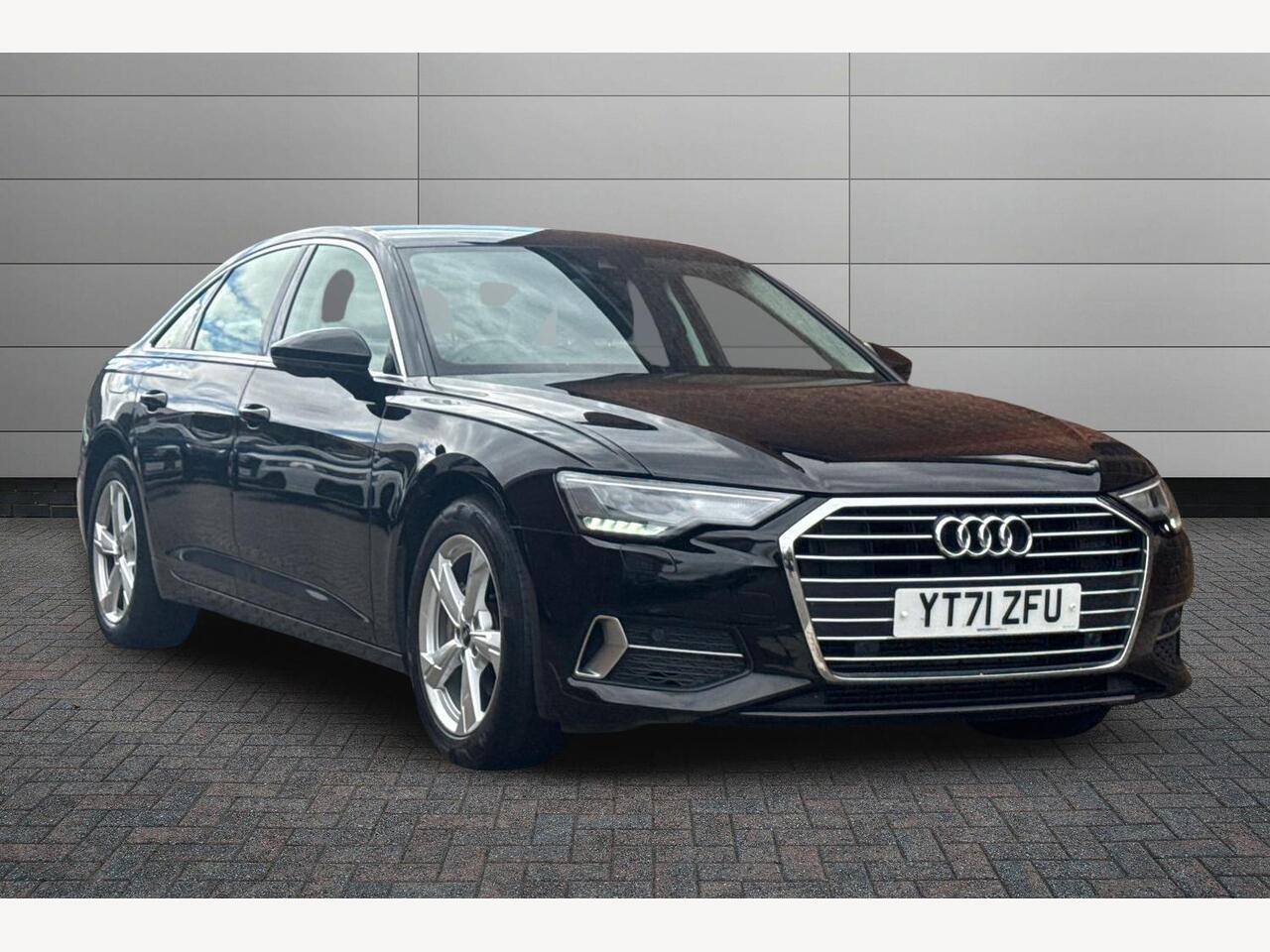 Main listing image - Audi A6