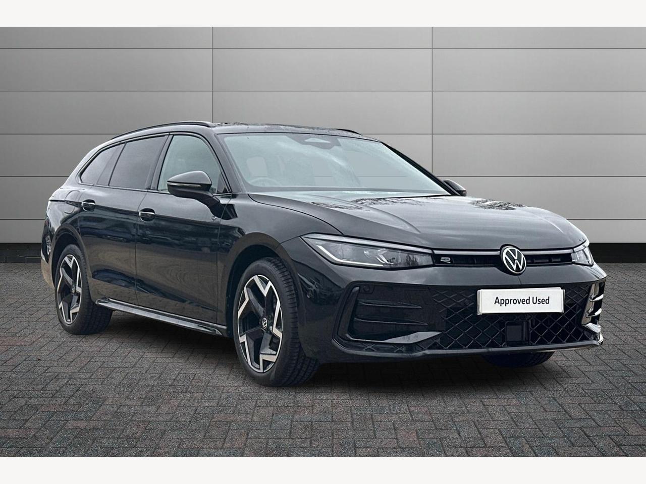 Main listing image - Volkswagen Passat Estate