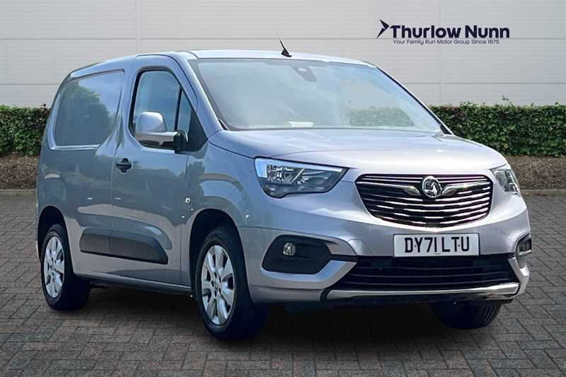 Main listing image - Vauxhall Combo Cargo