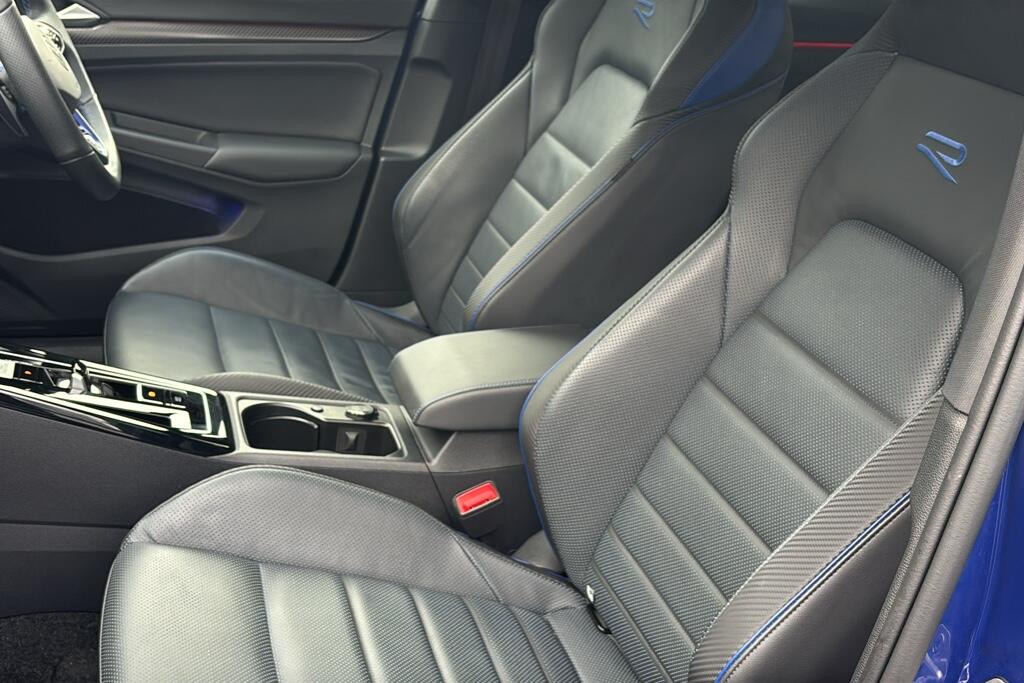 Main listing image - Volkswagen Golf R