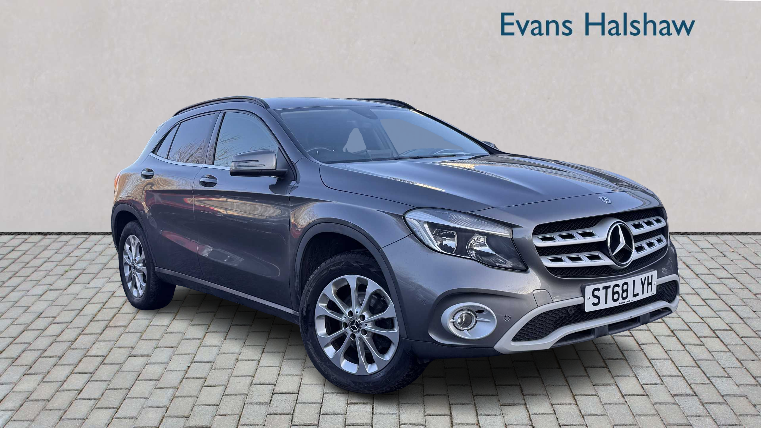 Main listing image - Mercedes-Benz GLA