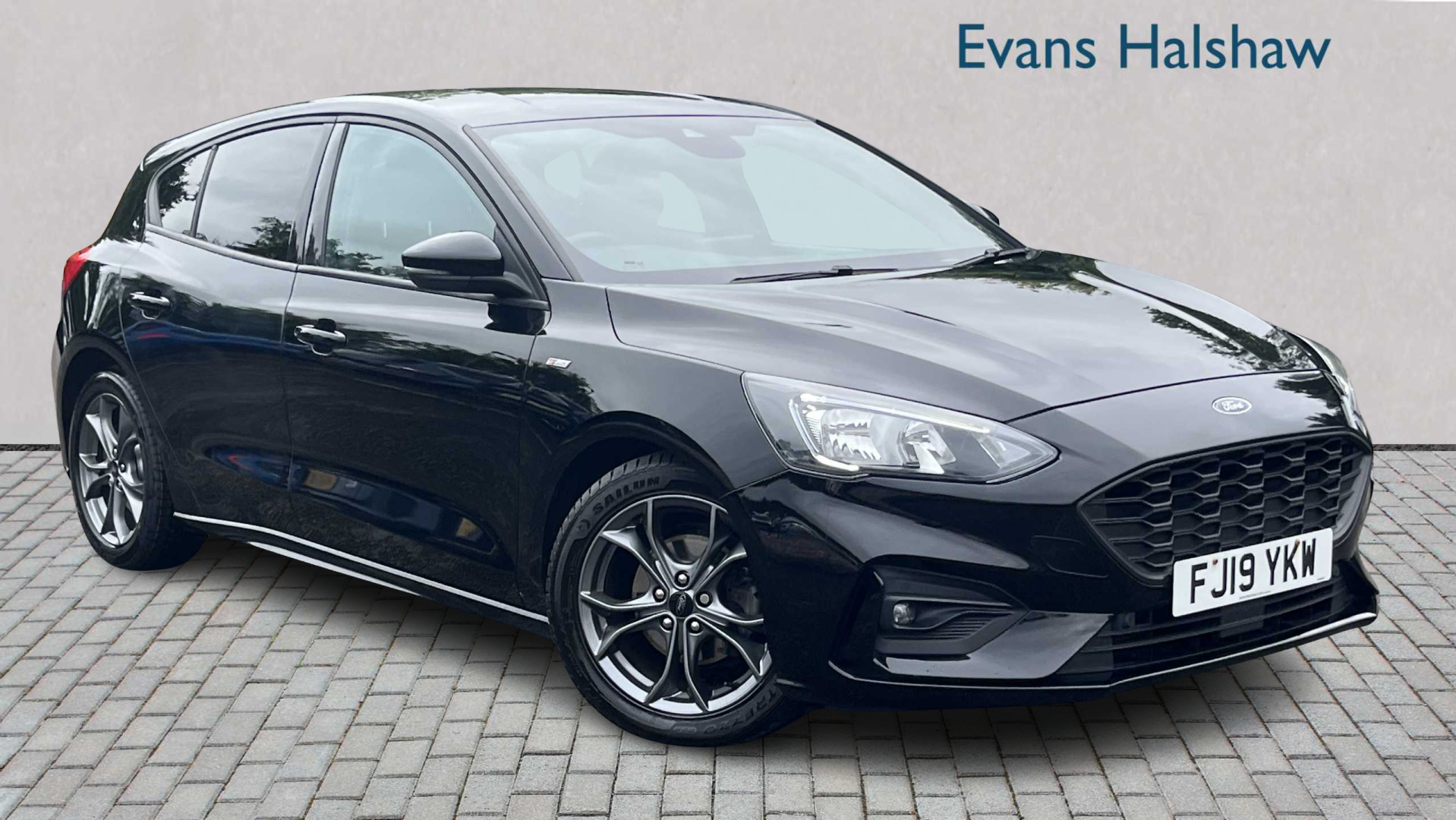 Main listing image - Ford Focus