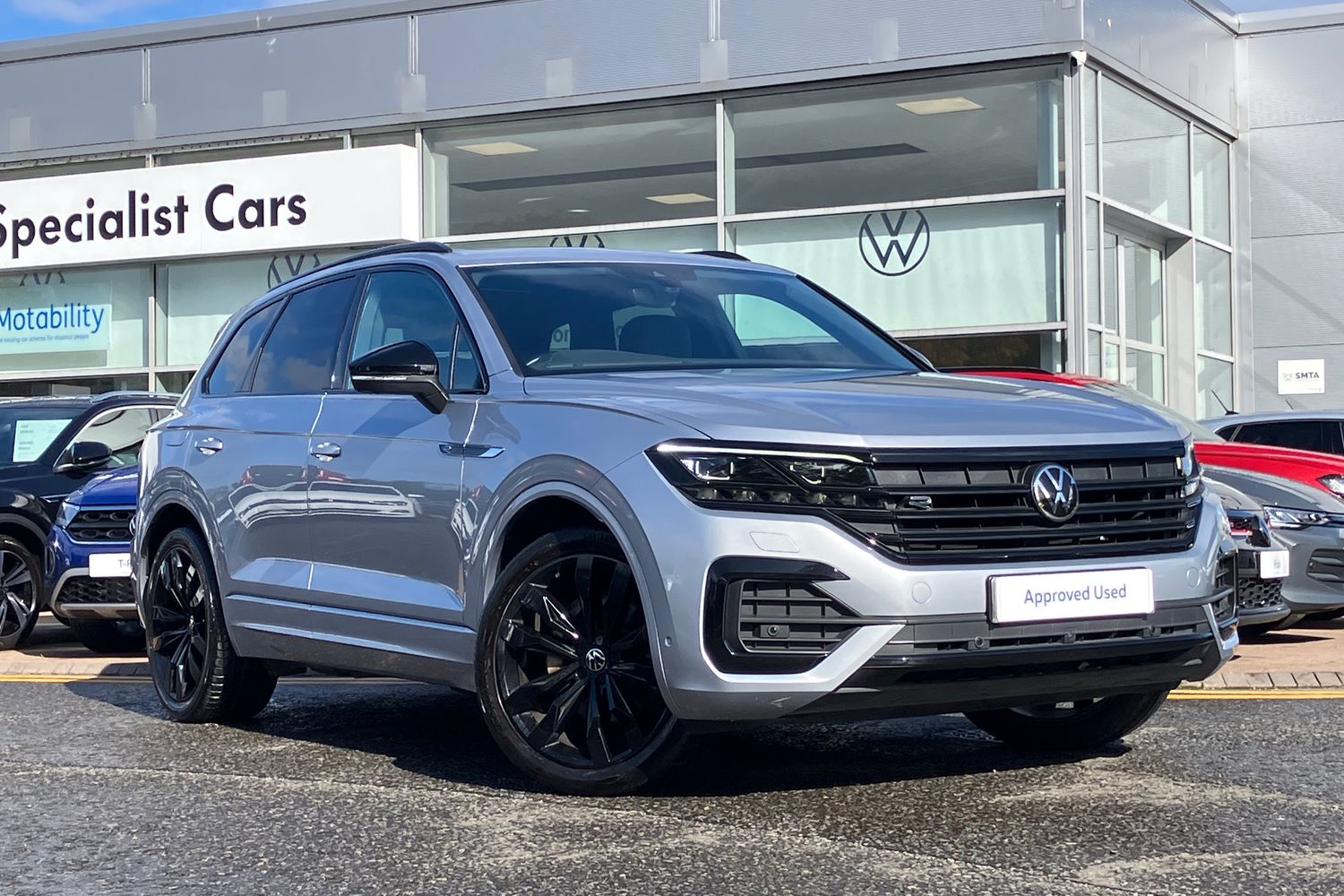 Main listing image - Volkswagen Touareg