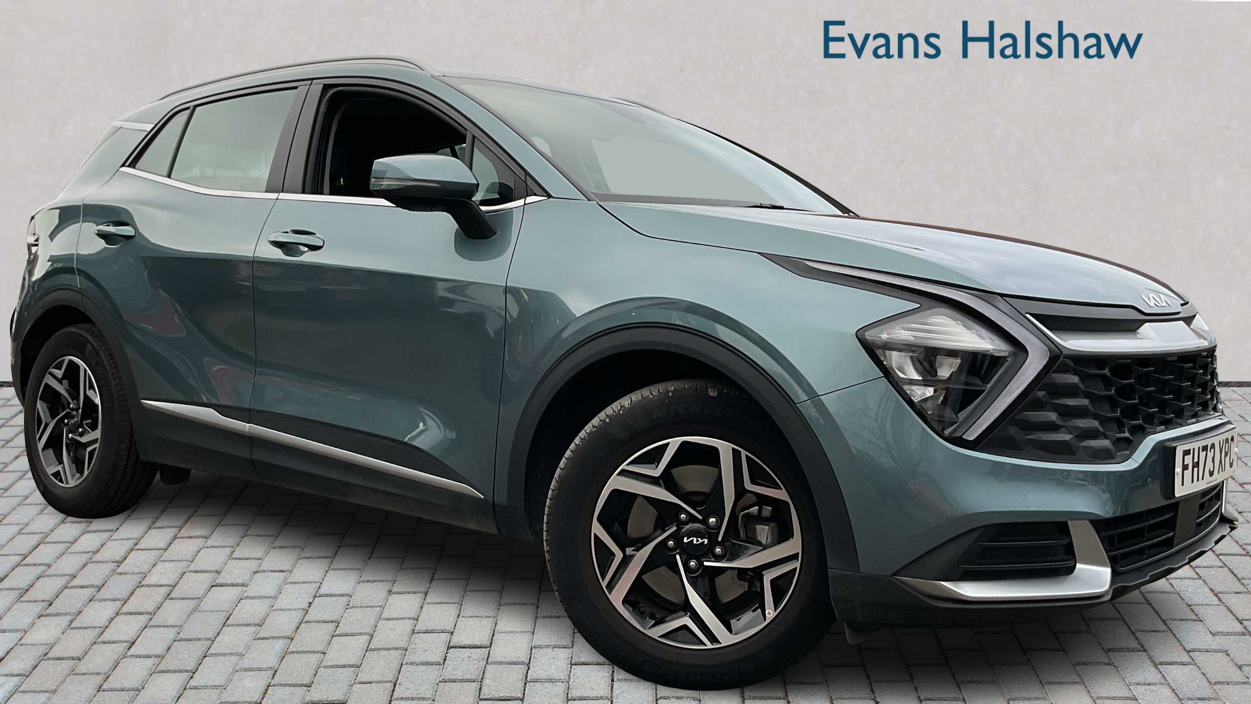 Main listing image - Kia Sportage