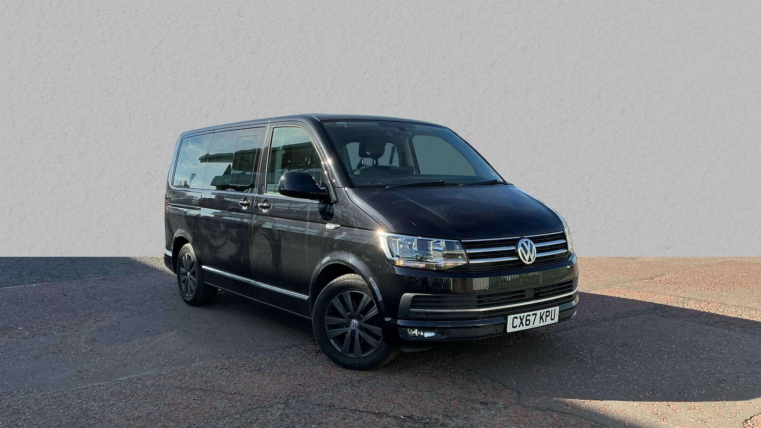 Main listing image - Volkswagen Caravelle
