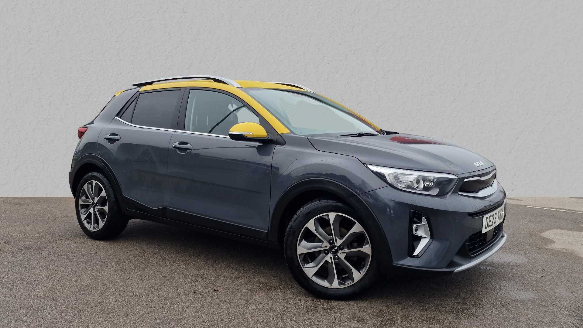 Main listing image - Kia Stonic