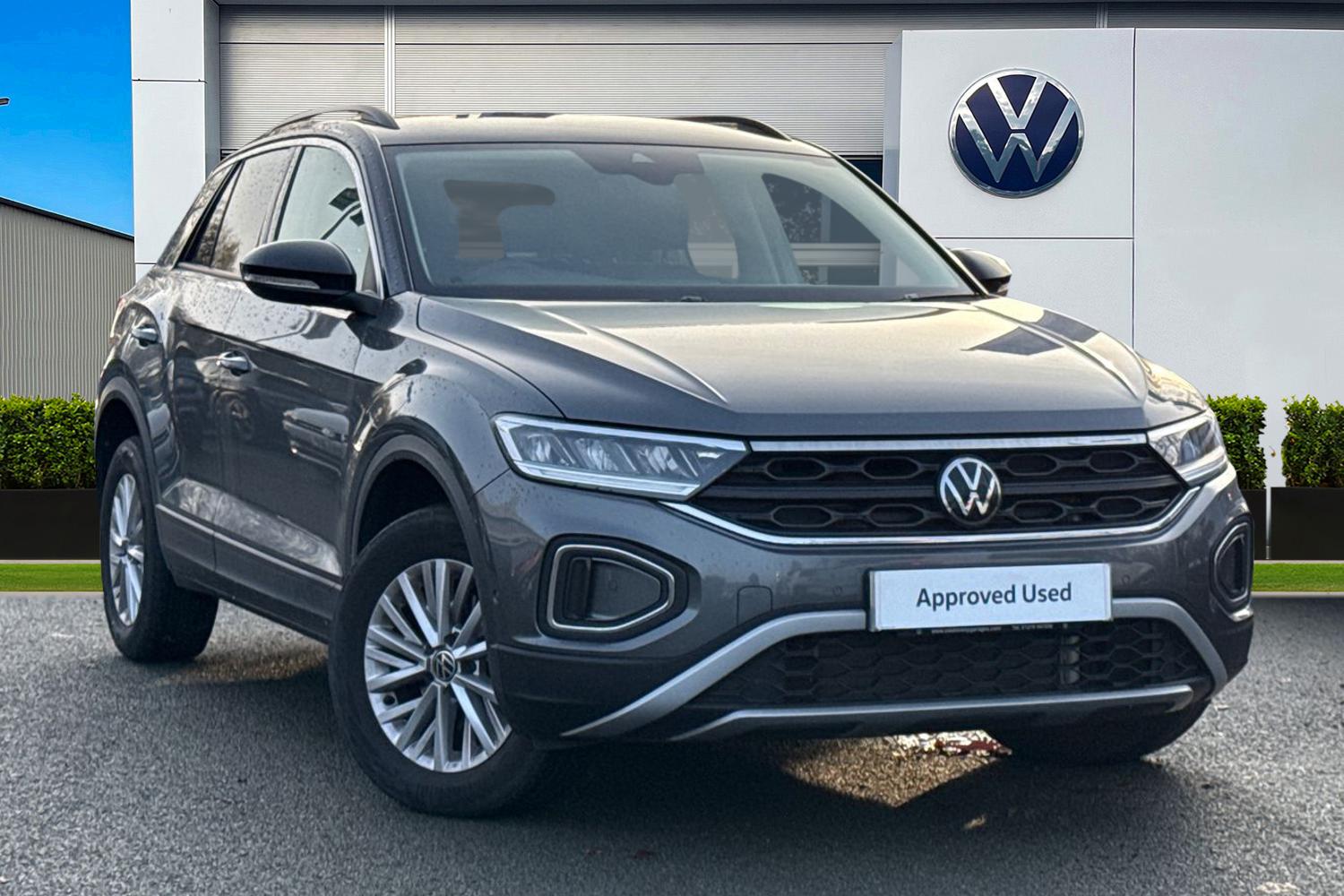 Main listing image - Volkswagen T-Roc