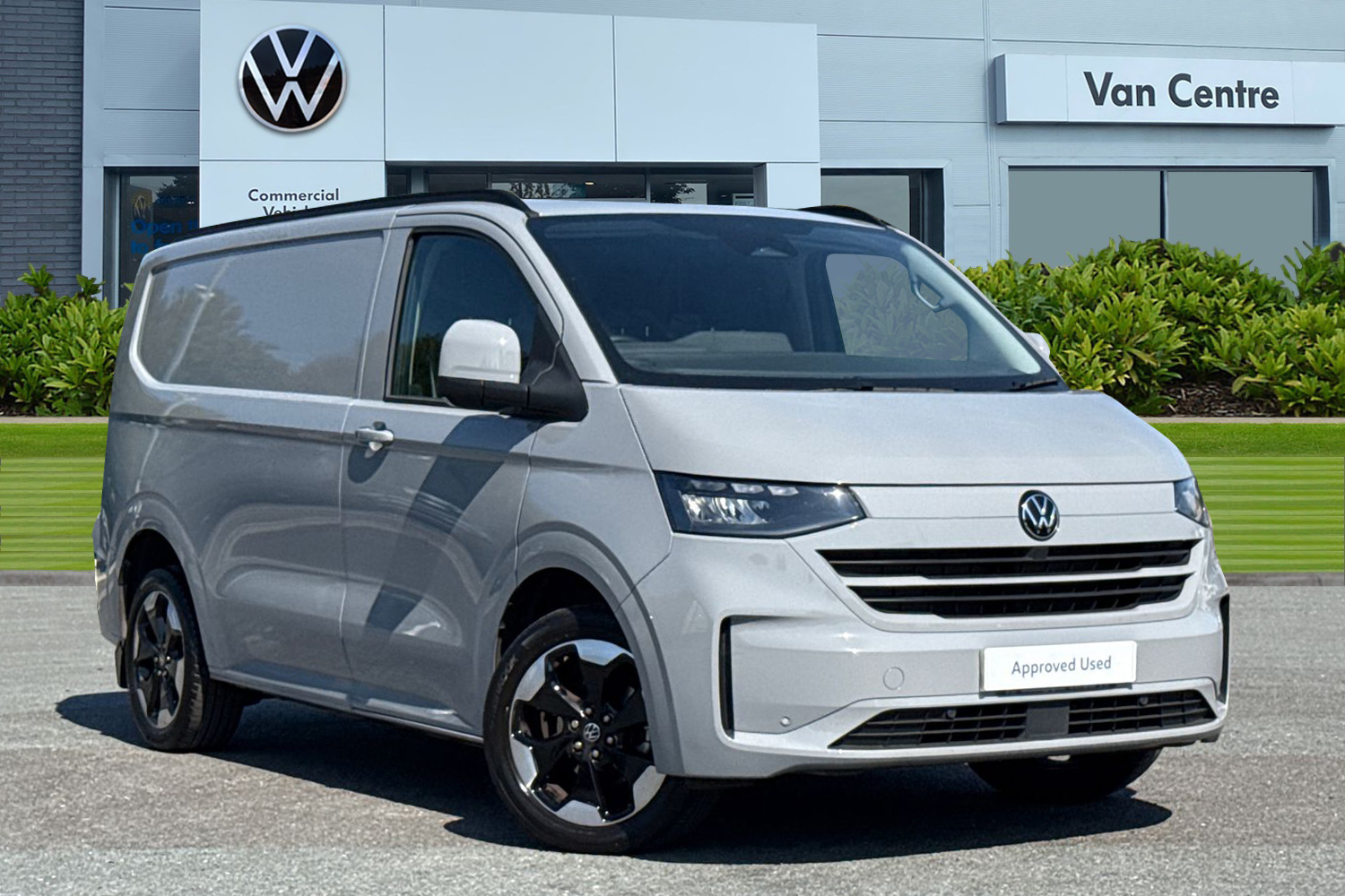 Main listing image - Volkswagen Transporter