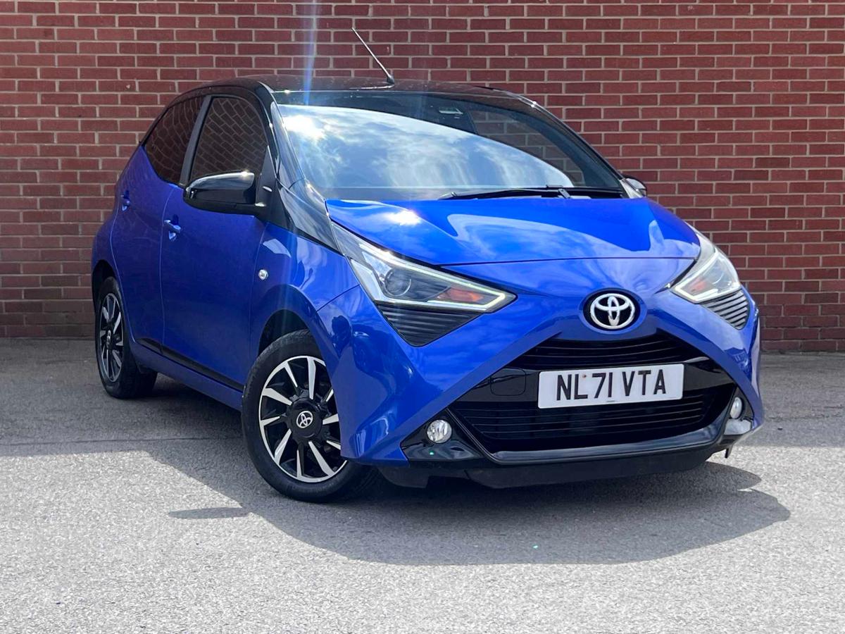 Main listing image - Toyota Aygo