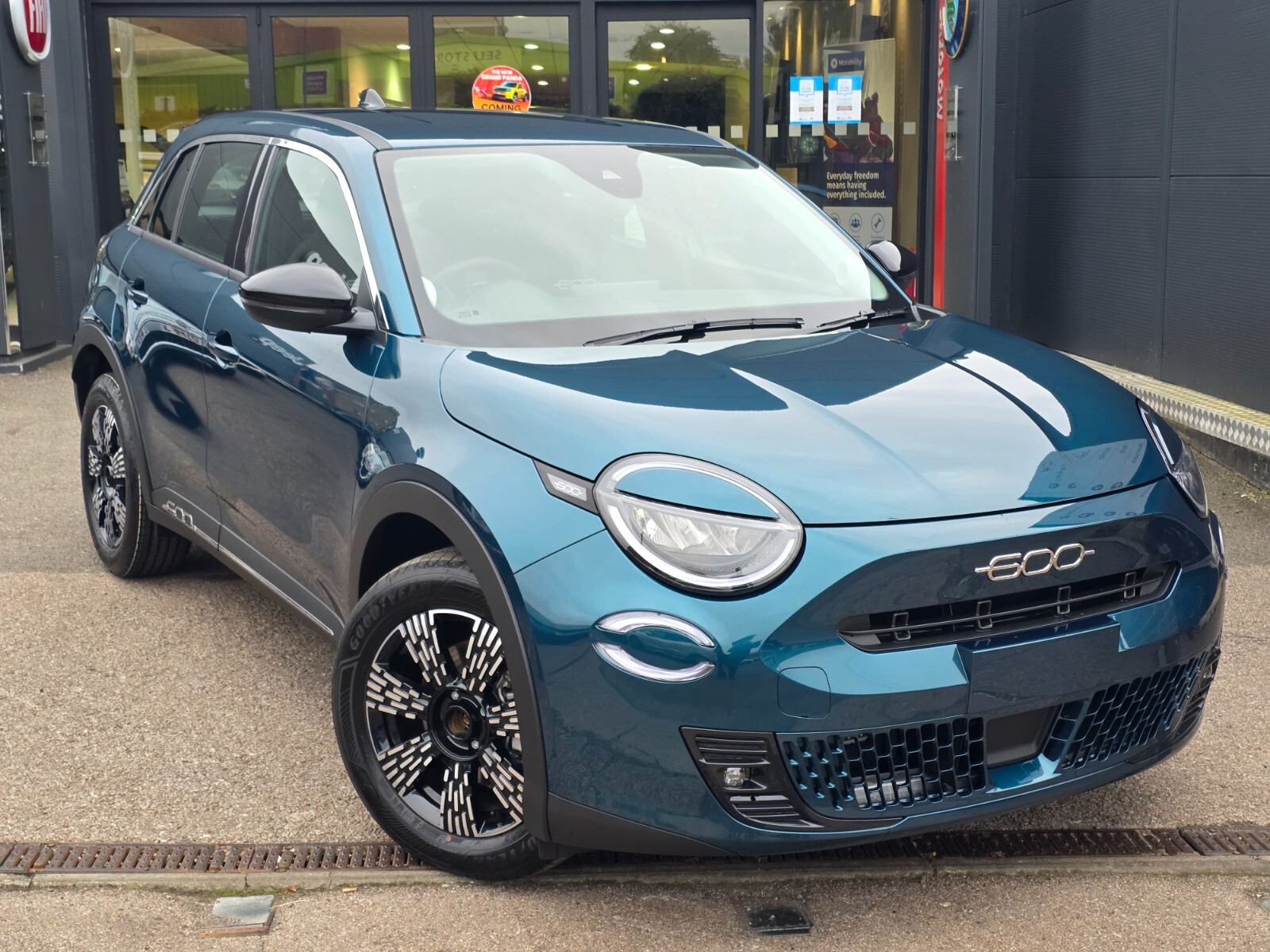 Main listing image - Fiat 600