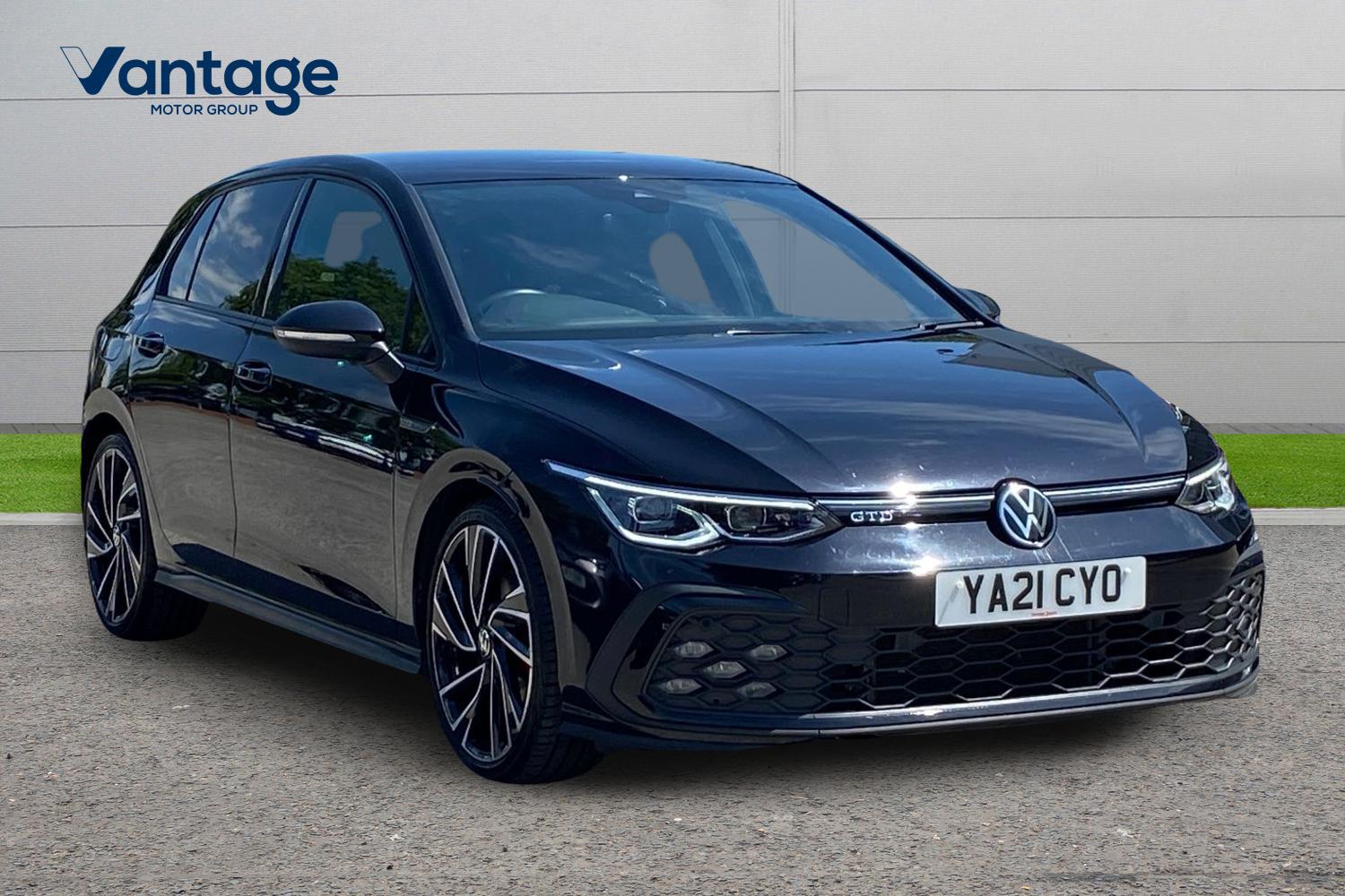Main listing image - Volkswagen Golf