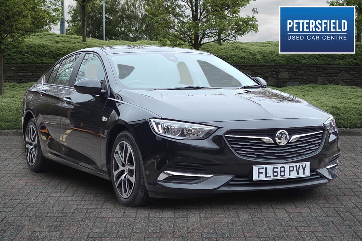 Main listing image - Vauxhall Insignia