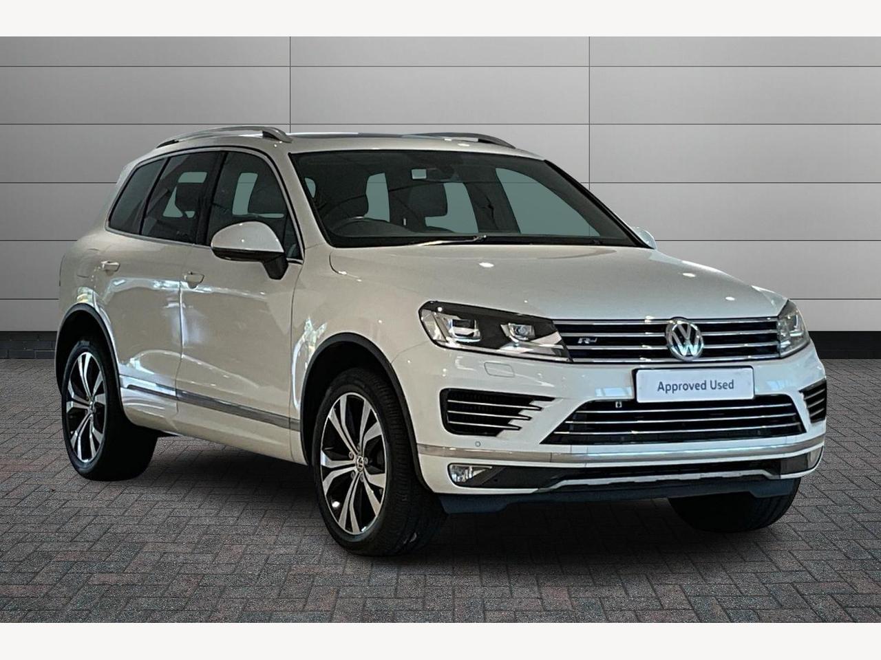 Main listing image - Volkswagen Touareg