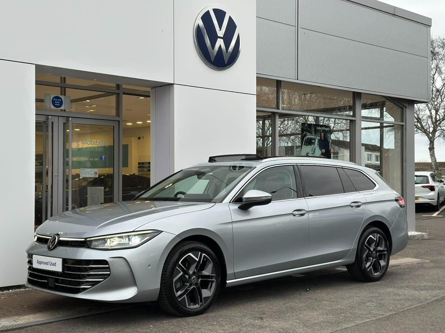 Main listing image - Volkswagen Passat Estate