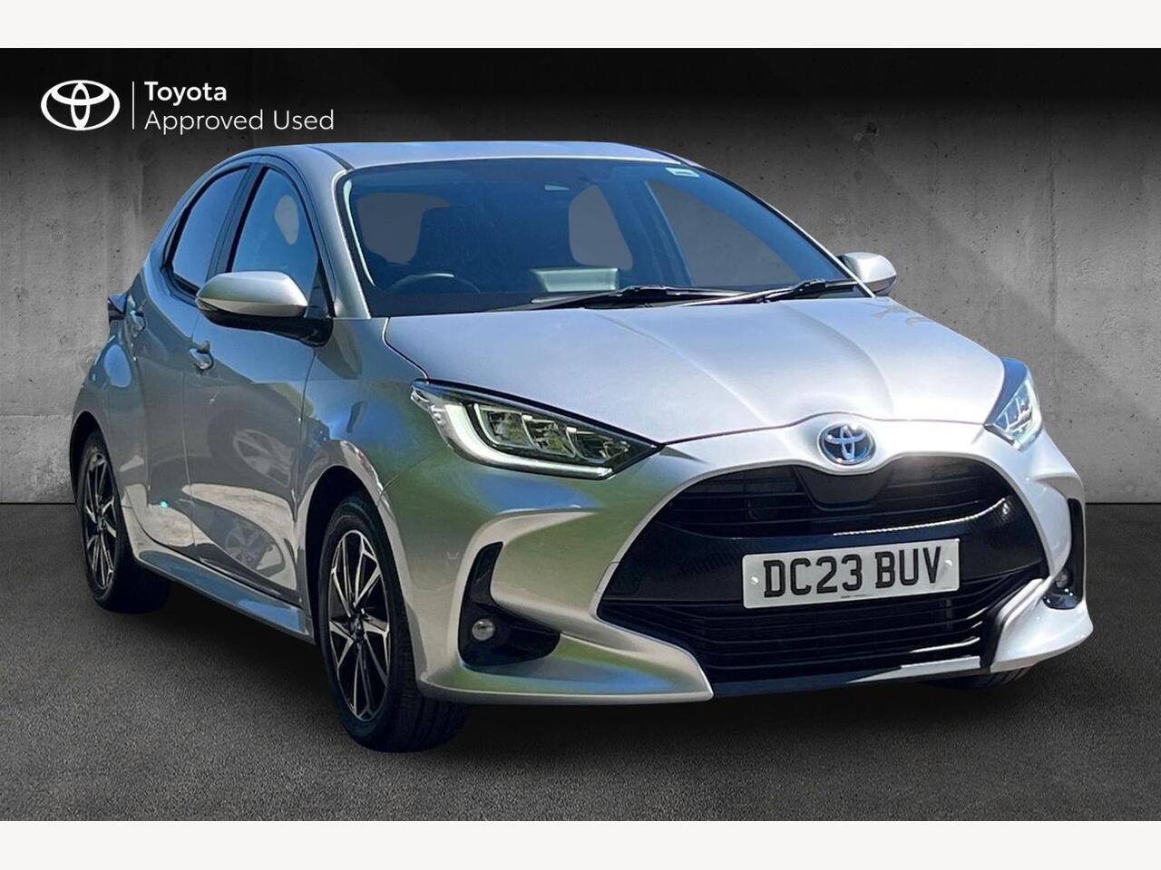 Main listing image - Toyota Yaris