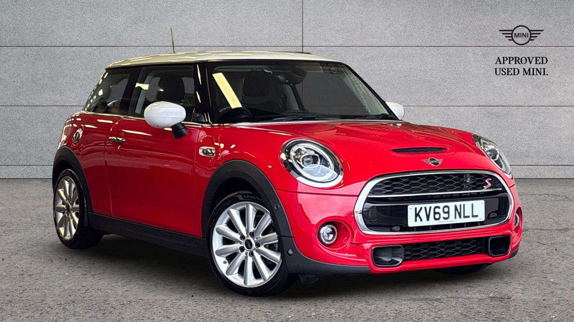 Main listing image - MINI Hatchback