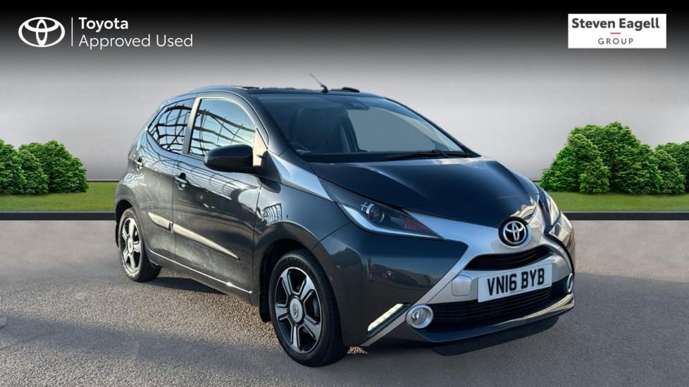 Main listing image - Toyota Aygo