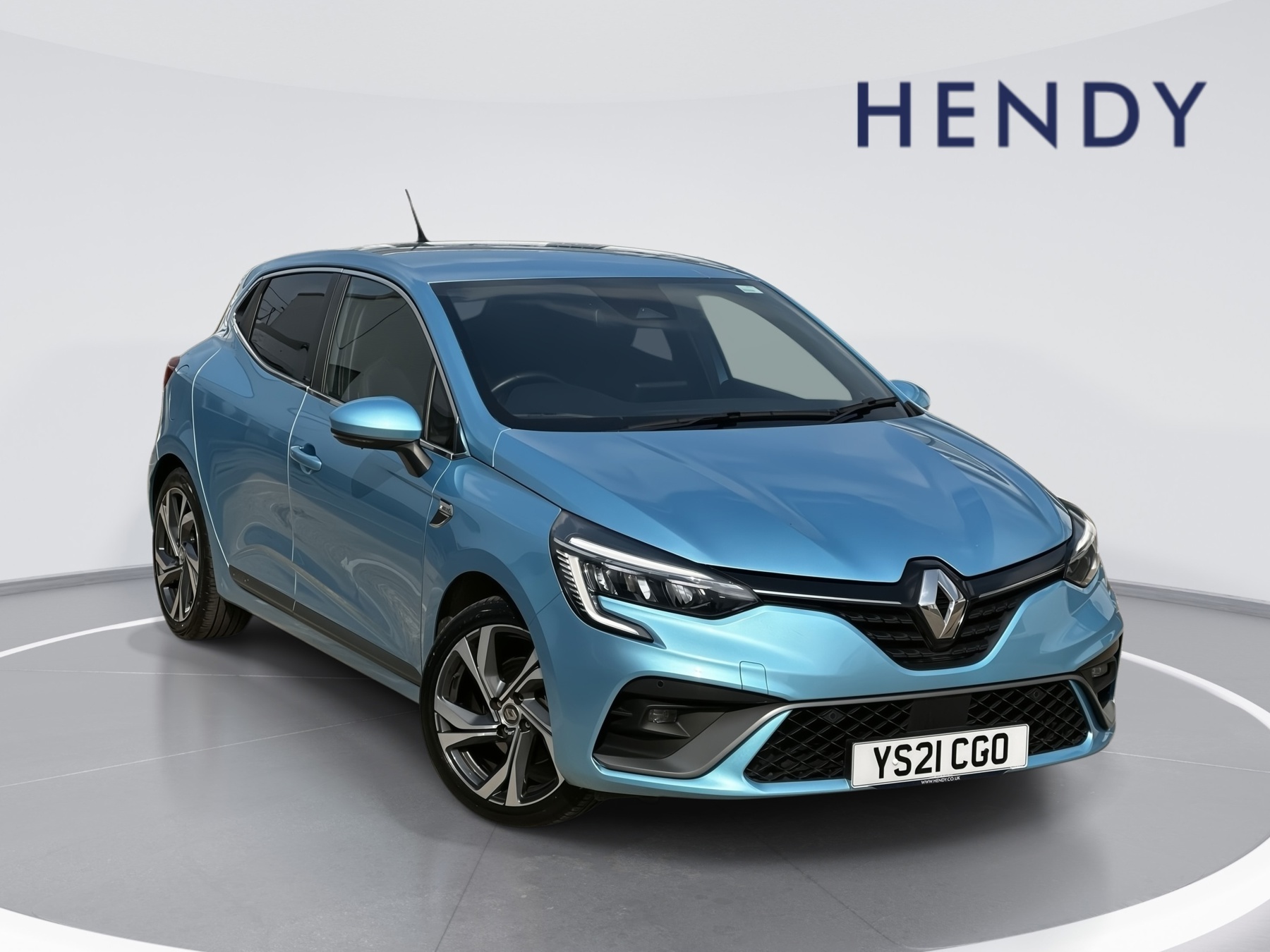 Main listing image - Renault Clio