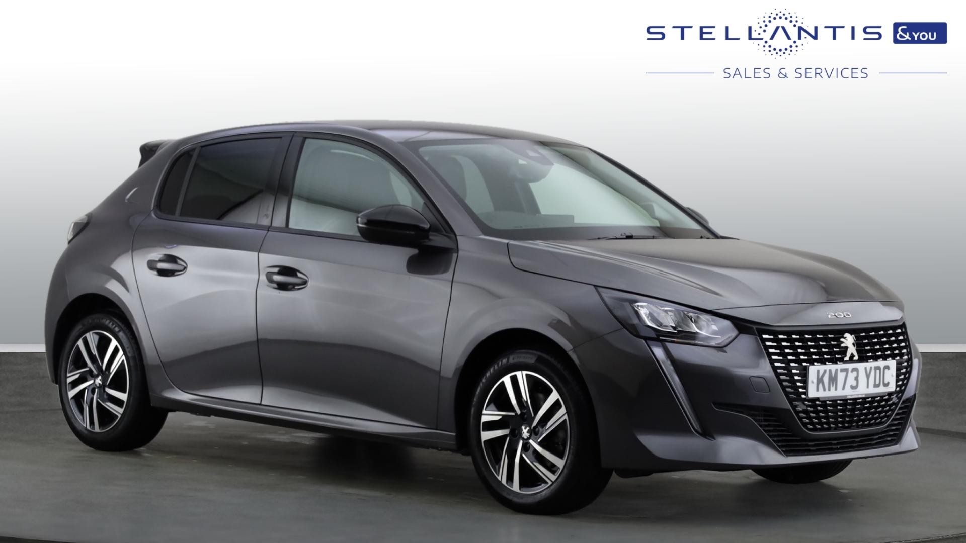 Main listing image - Peugeot 208