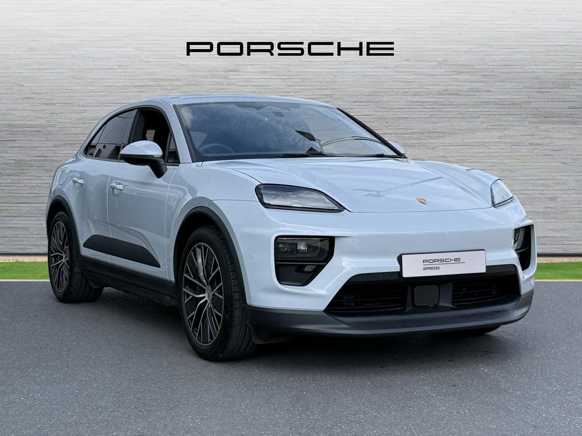 Main listing image - Porsche Macan