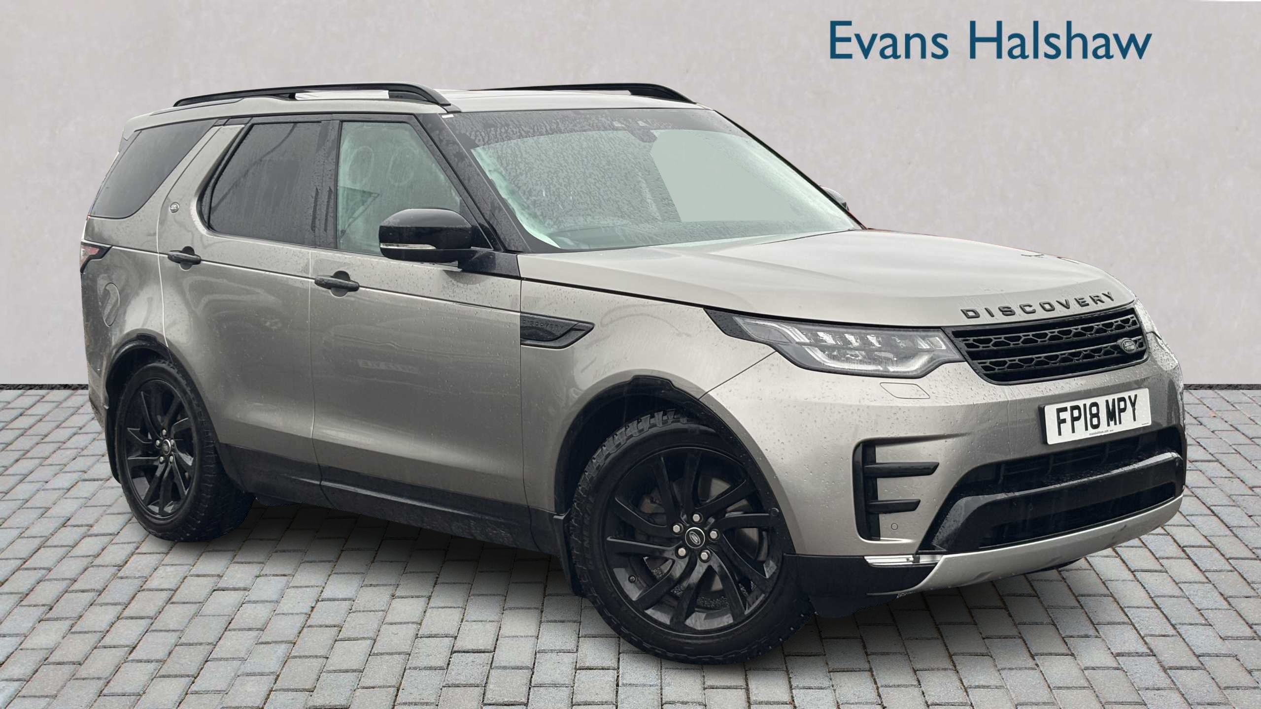 Main listing image - Land Rover Discovery