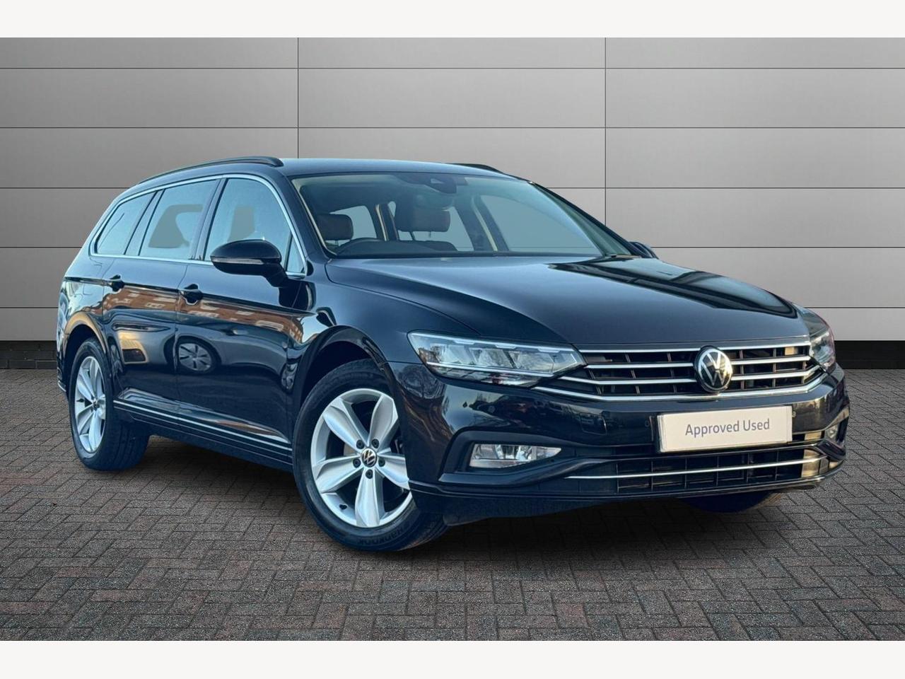 Main listing image - Volkswagen Passat Estate