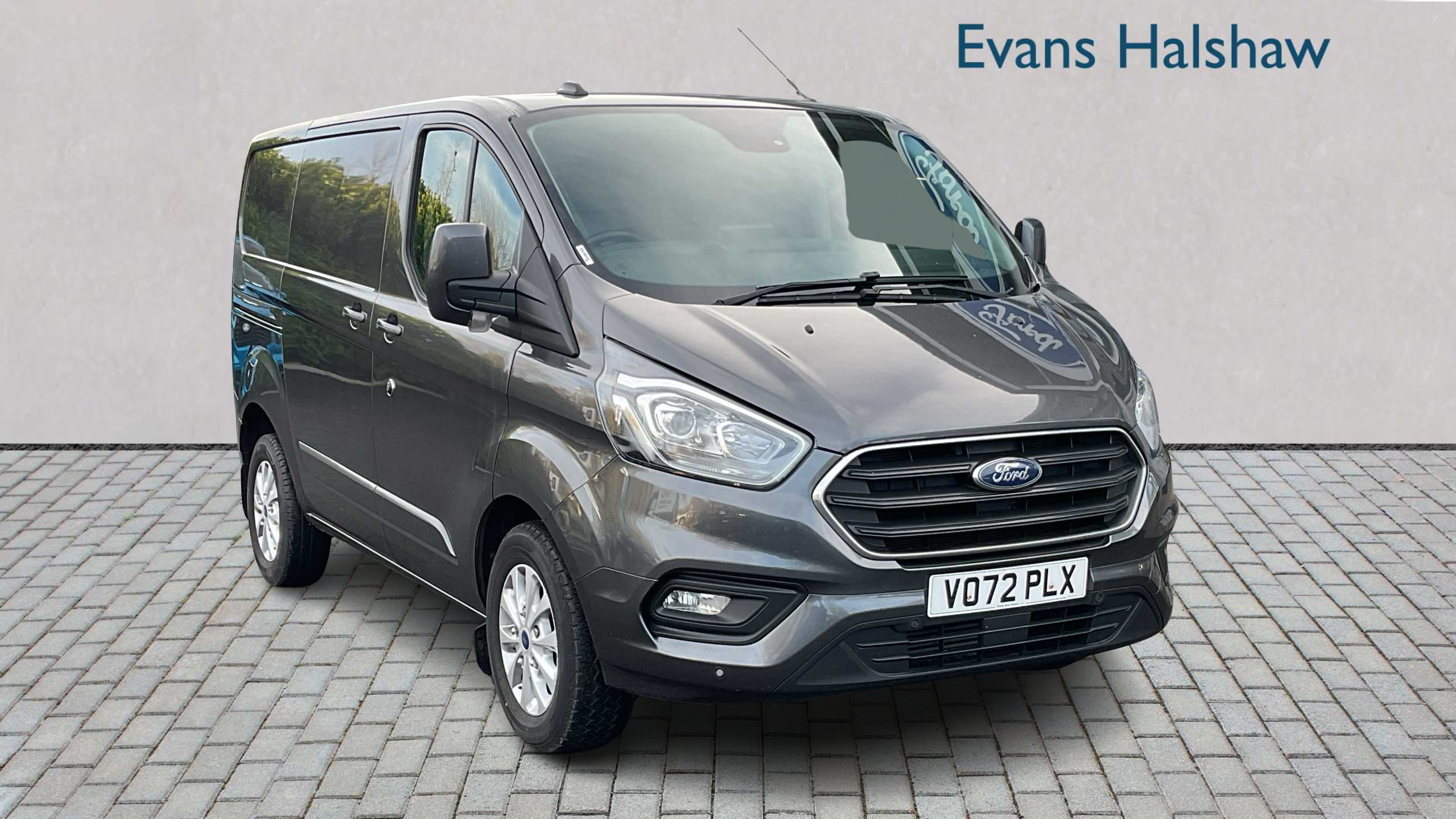 Main listing image - Ford Transit Custom