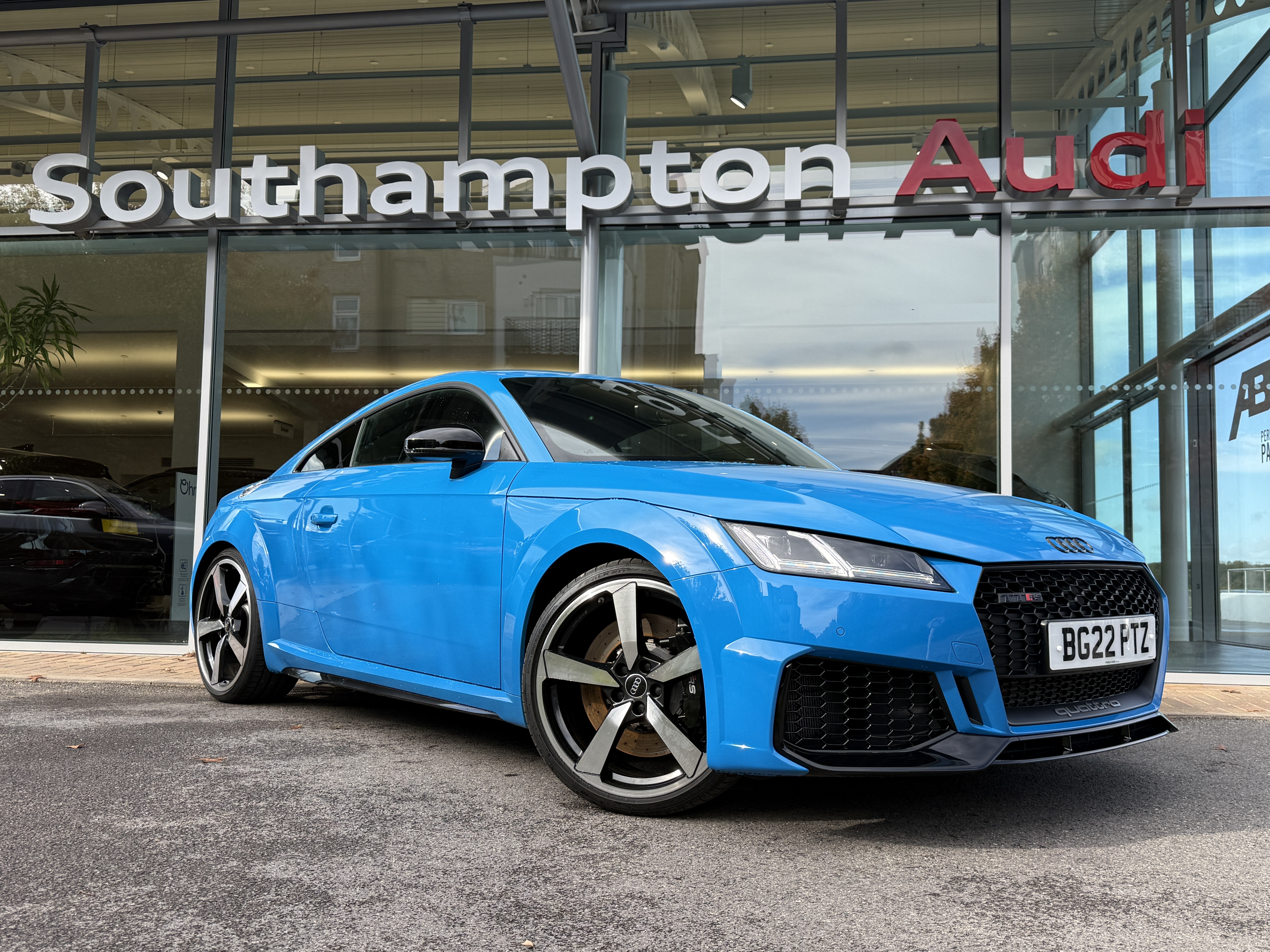 Main listing image - Audi TT