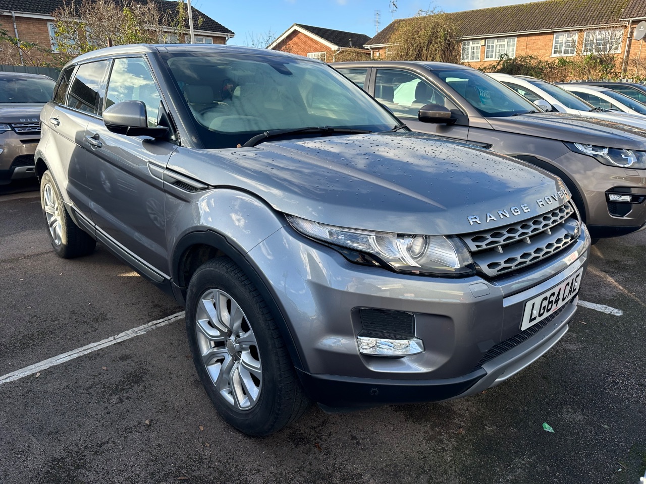 Main listing image - Land Rover Range Rover Evoque