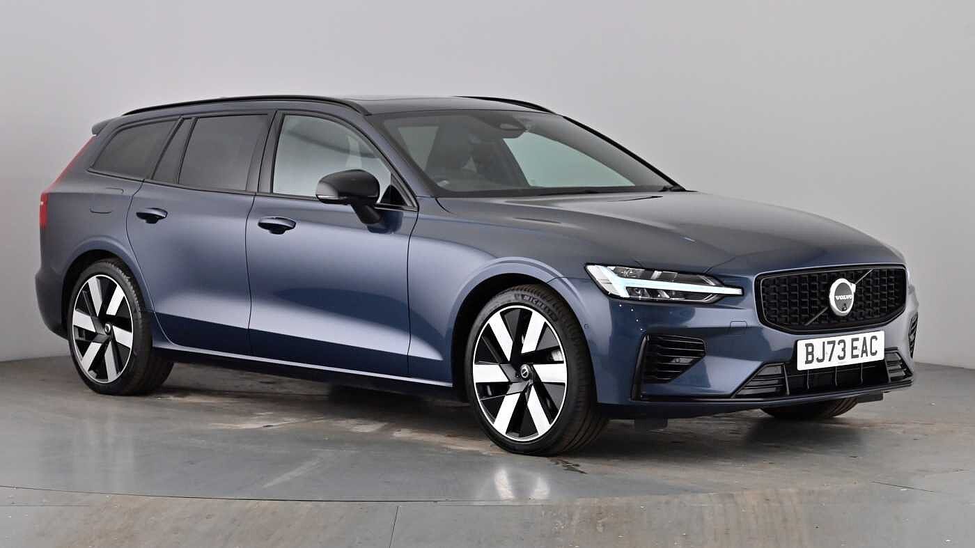 Main listing image - Volvo V60