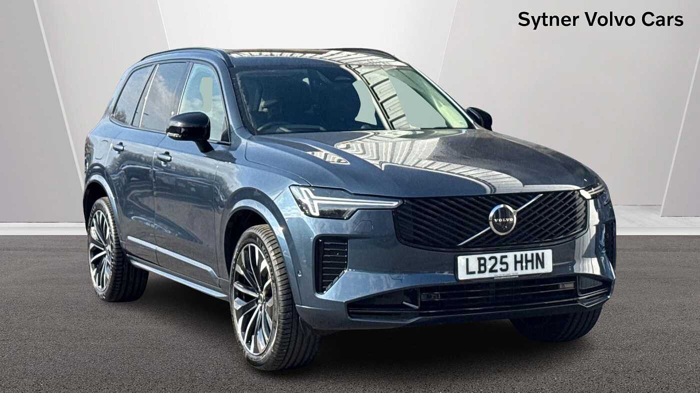 Main listing image - Volvo XC90